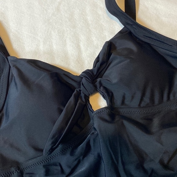 Cupshe Black One Piece Swimsuit - Picture 5 of 12